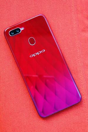 Oppo F9 6GB-5